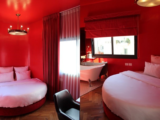 FOXY DELUXE ROOM